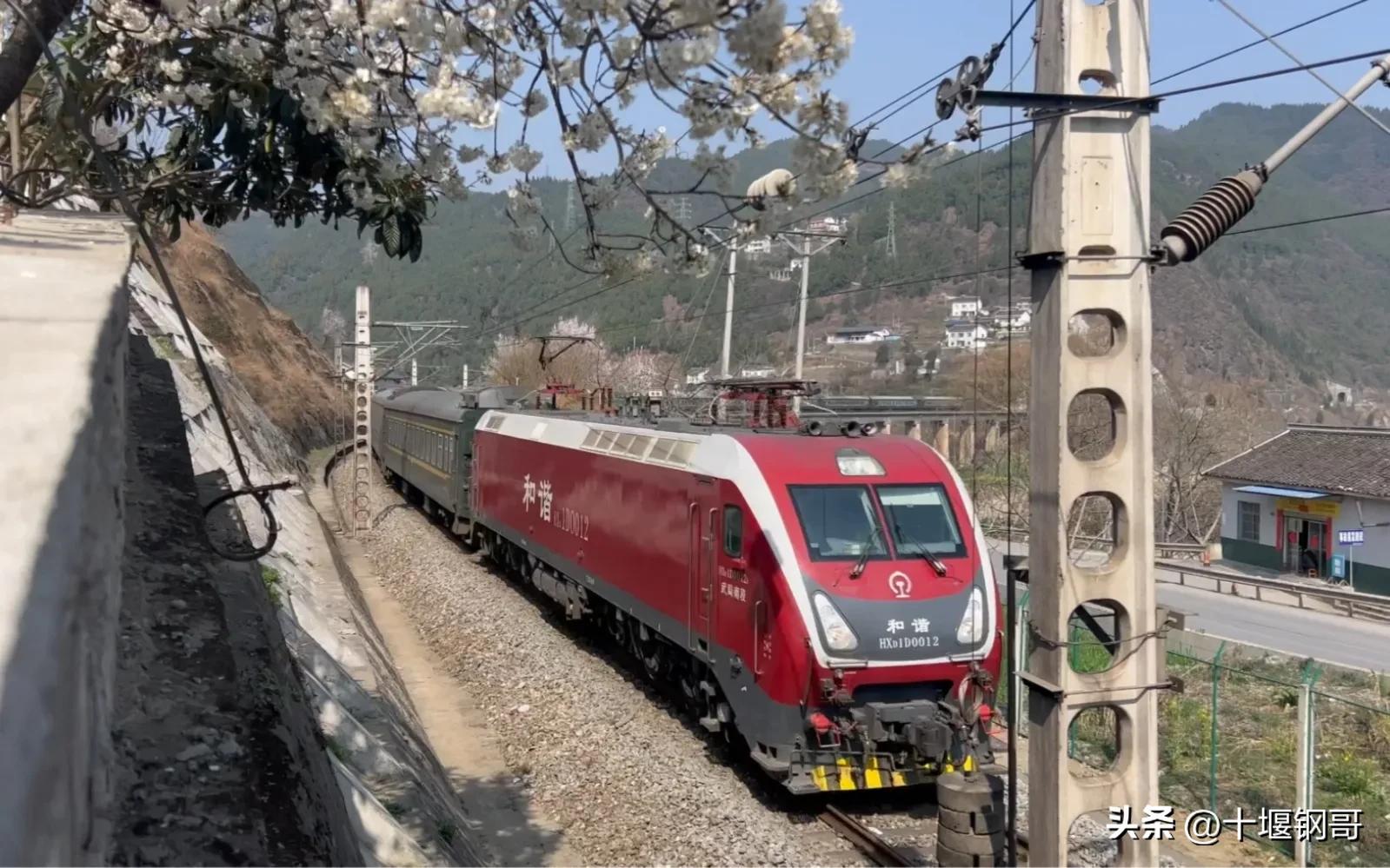 k422宁波到江油多少时间,k422列车宁波到成都停运吗