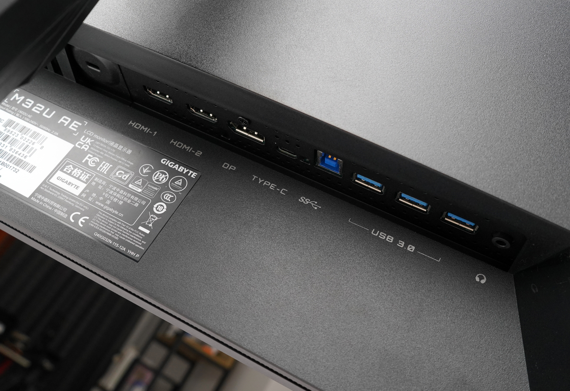 技嘉显示器m34,技嘉M32UC显示器