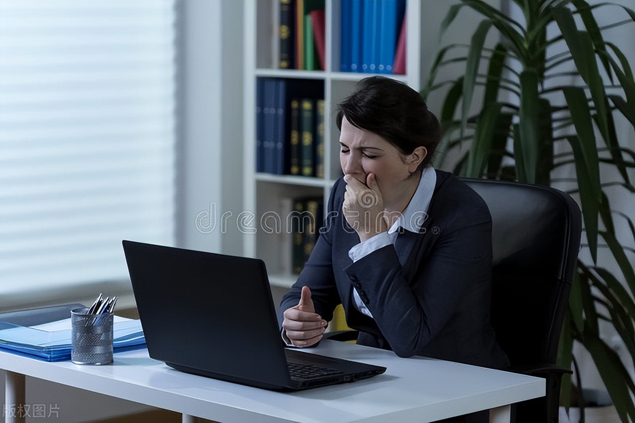 女人反复肛裂怎么治疗,女性得肛裂有哪些危害呢