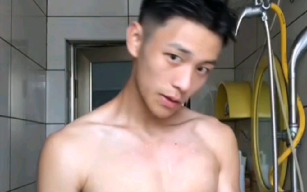 盘点在“视频通话功能”中翻车的网红天菜（一）