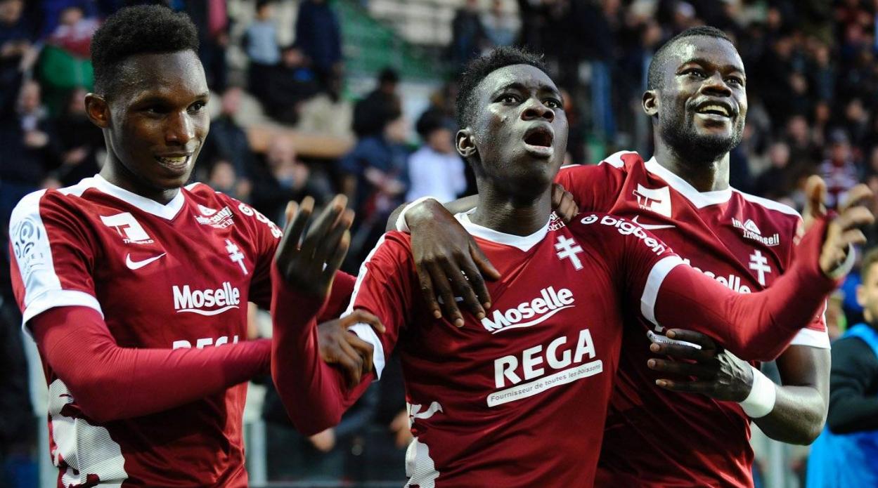 周五足球比赛图片,周五足球比赛全集