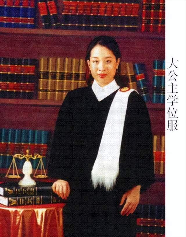 这么抓马?她消失的第8个月,家族变天了?