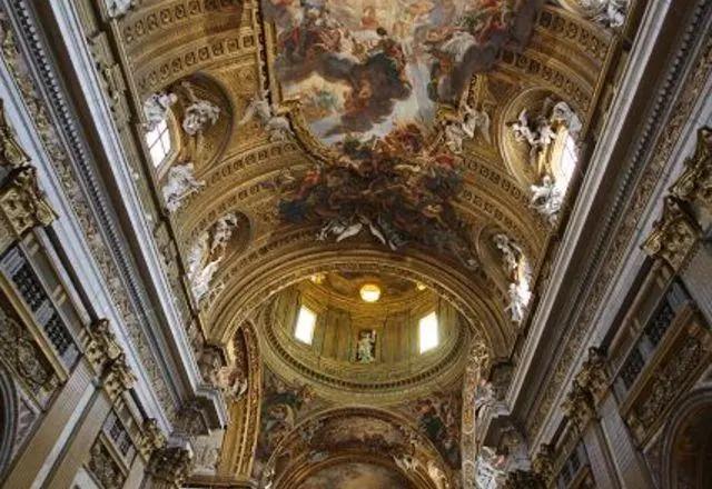 巴洛克式艺术运动,巴洛克艺术的主要特点是什么