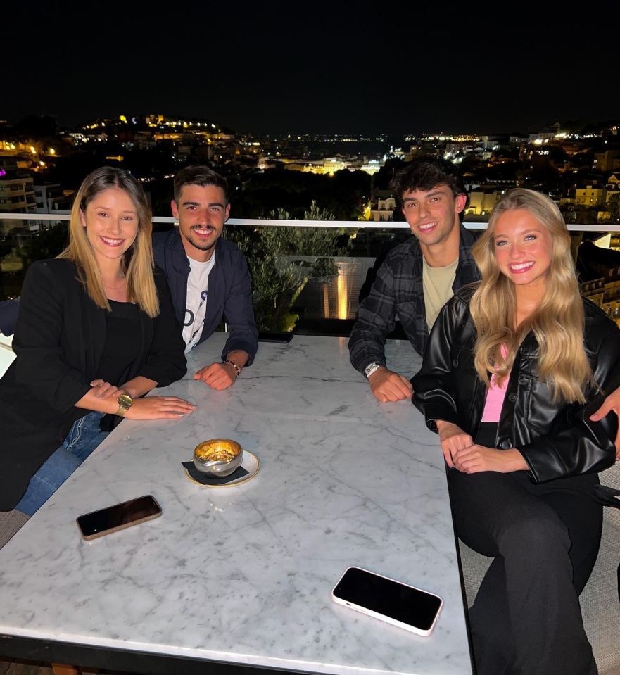 若昂菲利克斯射门,若昂菲利克斯沦为替补