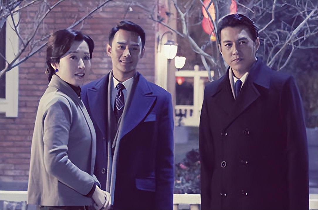 靳东职场沉稳内涵,靳东霸气回应金星