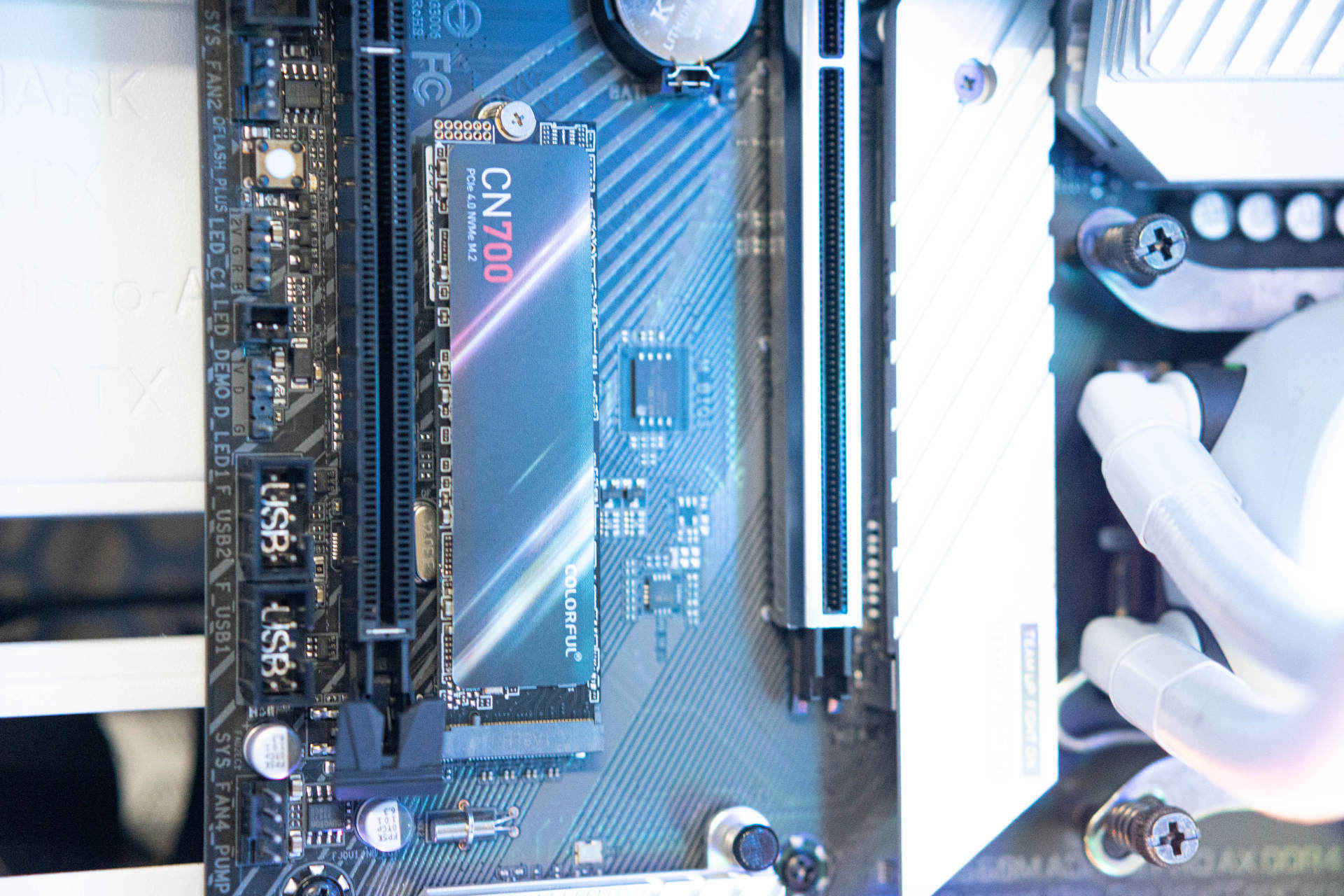 PCIe4.0的SSD才是真的快！七彩虹CN700实测