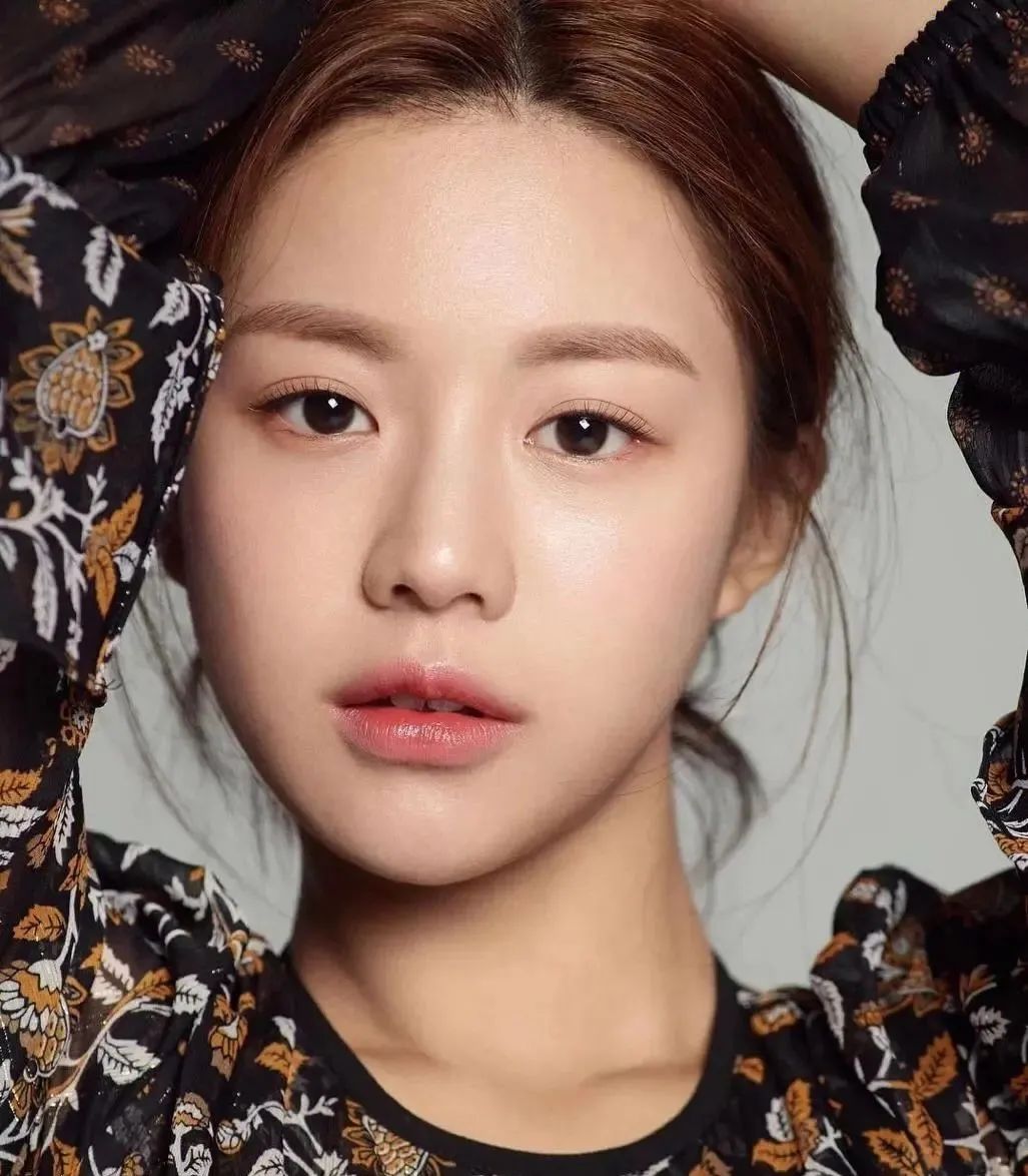 韩国女星全智贤巅峰颜值,小全智贤韩国高级脸