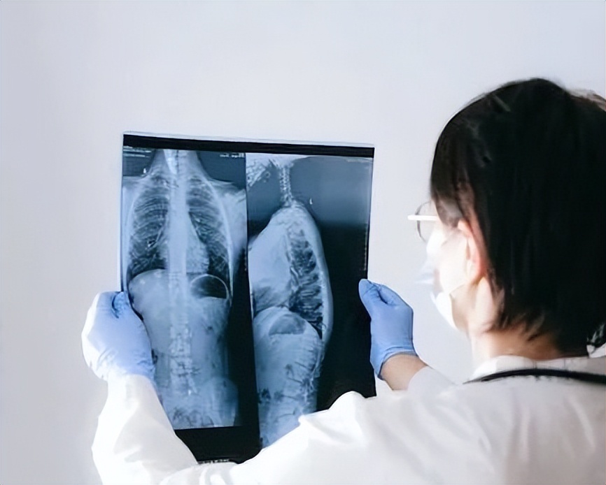 如何帮助孩子长得更高,家长如何做能让孩子长的比较高