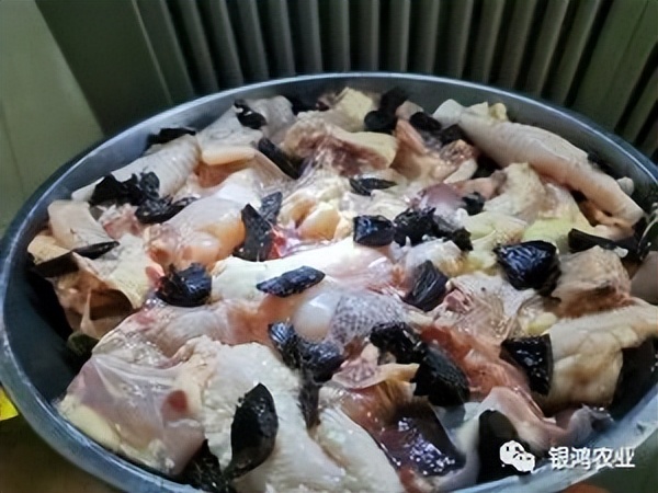 黄精蒸鸡最正宗的做法,食物黄精蒸鸡