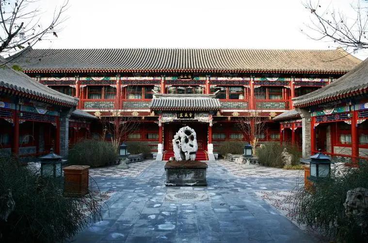 四合院房屋建筑的布局特点,18*18的四合院怎样布局才好看