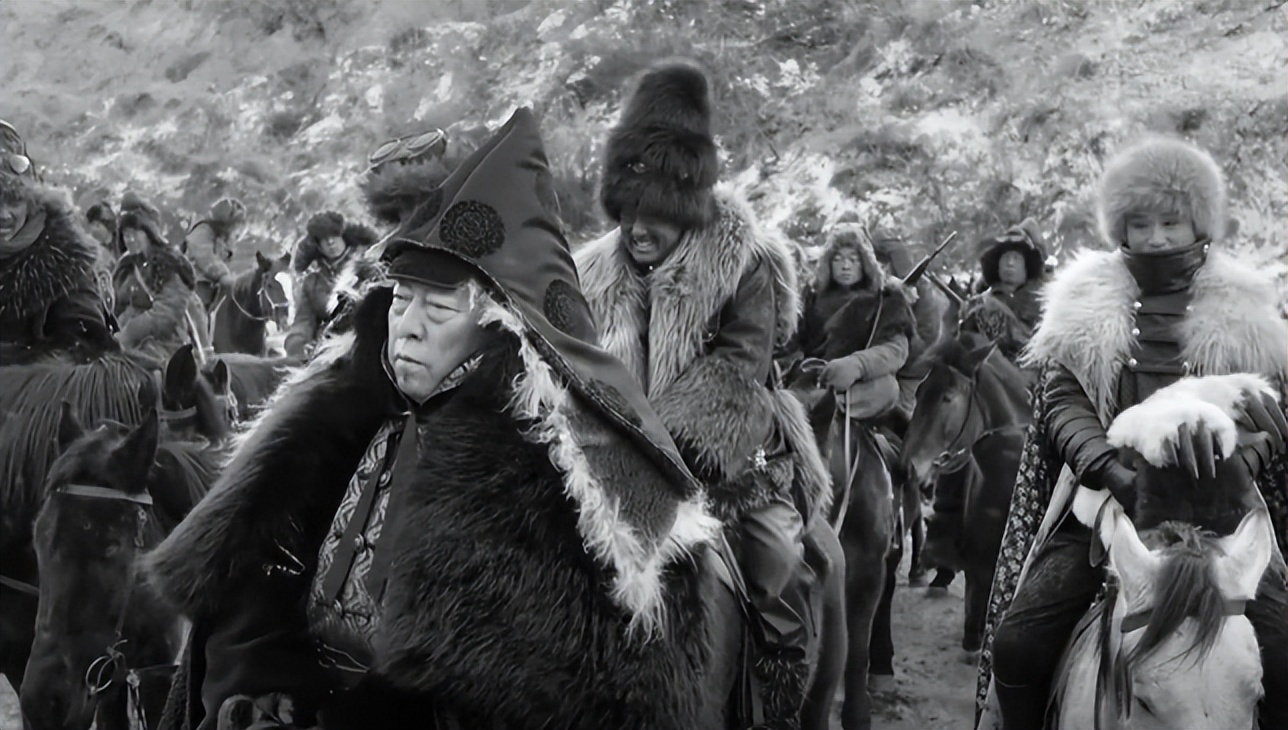 坐山雕阴险狡诈,座山雕有多残忍