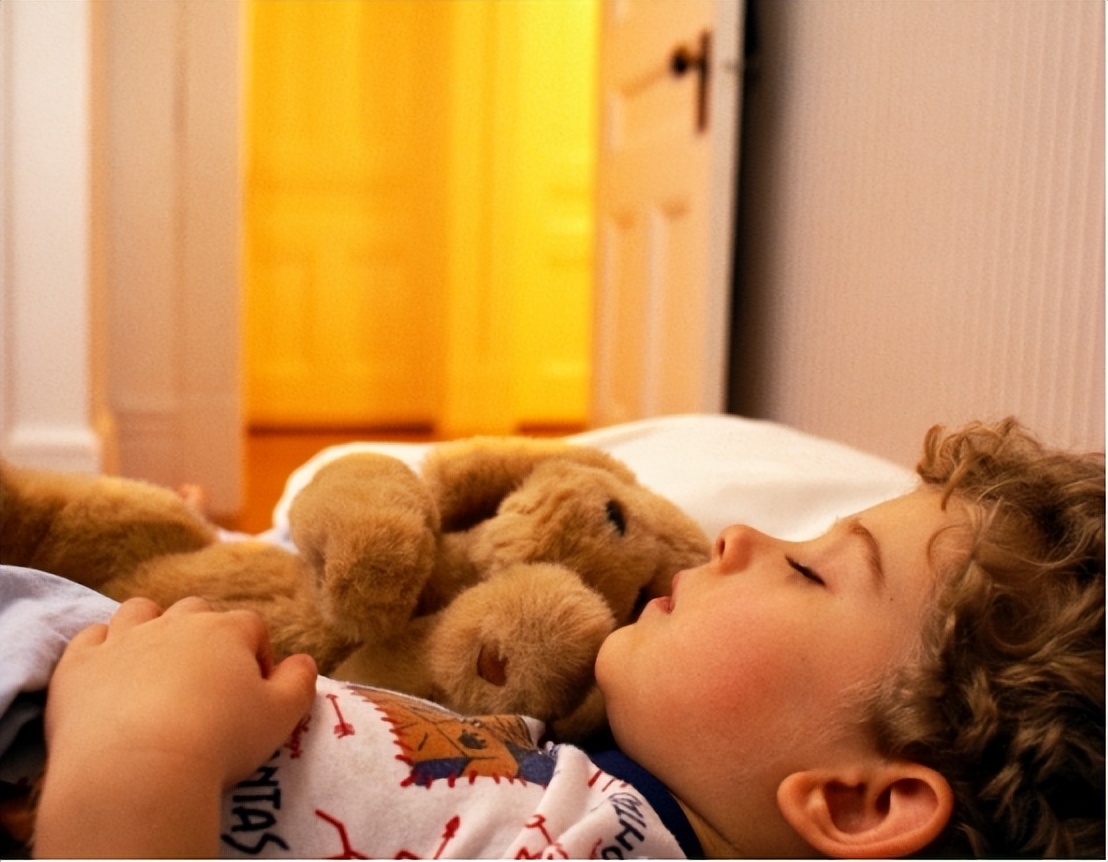 哪些因素会导致儿童早熟,哪些因素会引发早熟