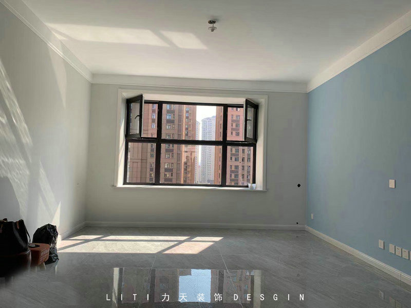 家庭装修喷漆比刷漆废为什么呢,室内喷漆和刷漆哪个效果好些