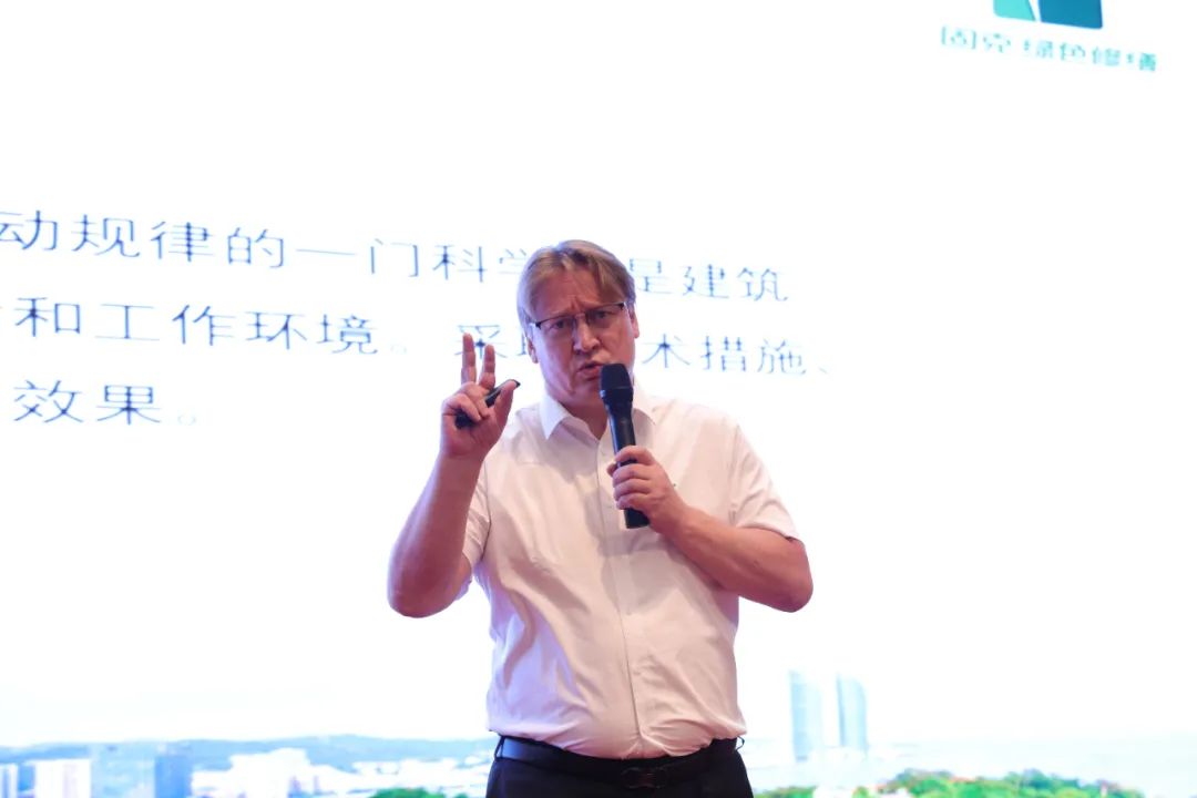 鍥哄厠缁胯壊淇籍,鍥哄厠淇籍