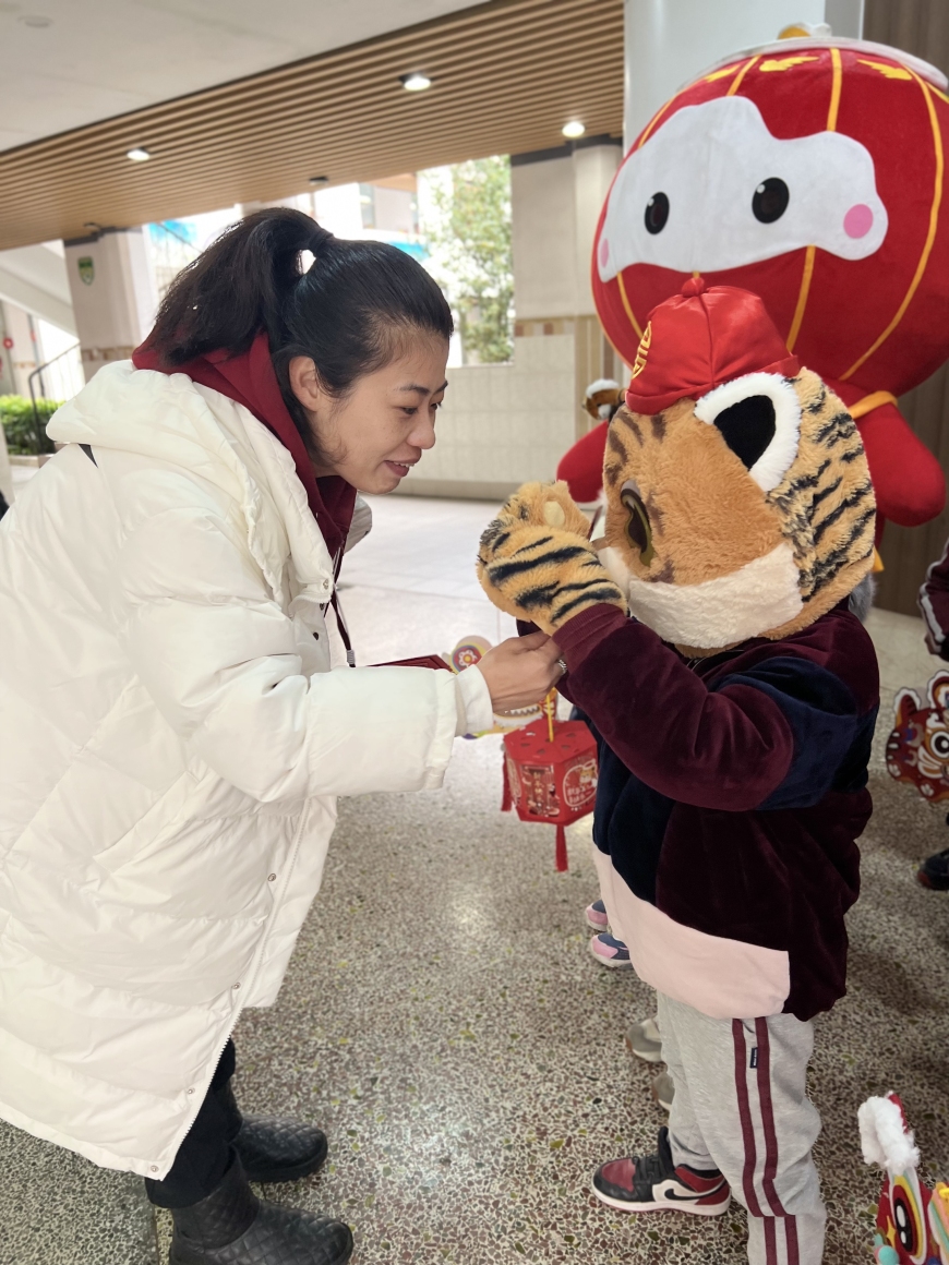 火力全开向未来演讲,虎力全开向未来展板