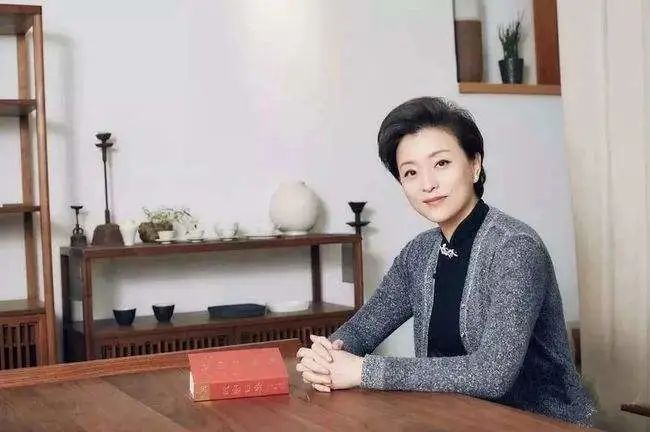 央视主持人经典语录作文素材,央视主持人董卿的经典语录