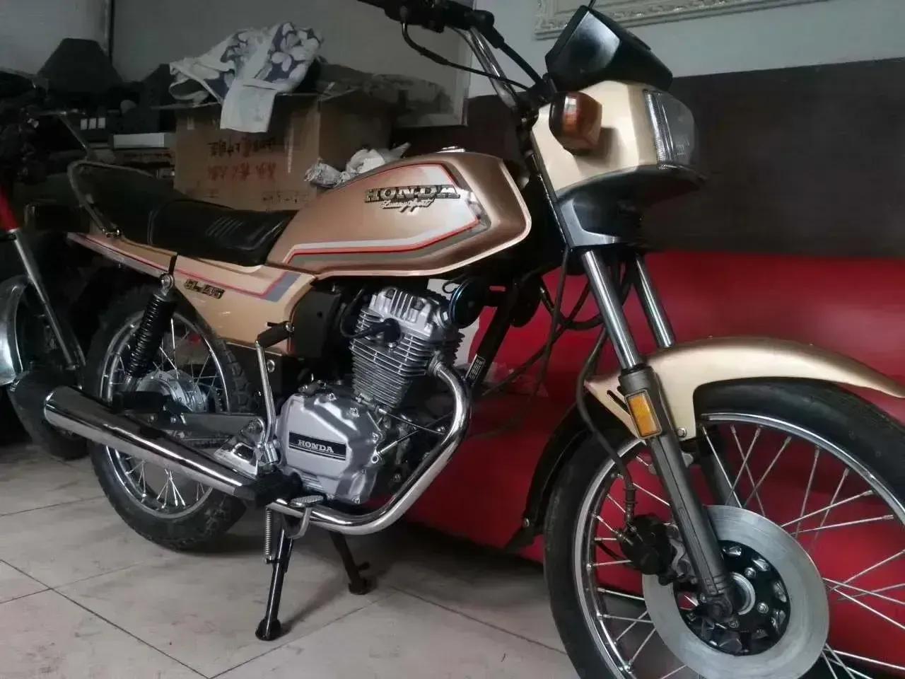 90年代最经典摩托车,80年代90年代出名的复古摩托车