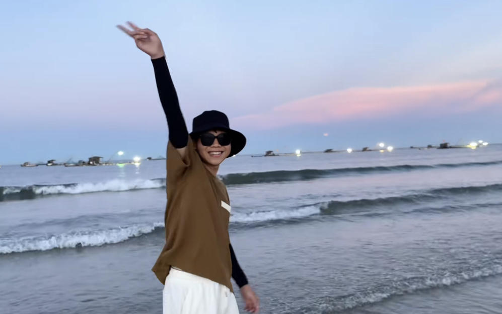 福建小伙放弃导演梦，回村养猪，照顾妈妈，一年涨粉2100万