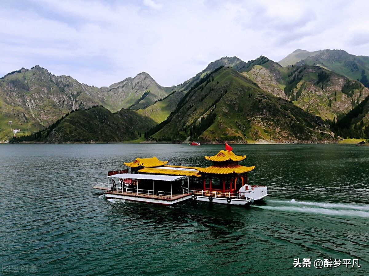 新疆昌吉州阜康市天山天池风景区,昌吉天山天池景区