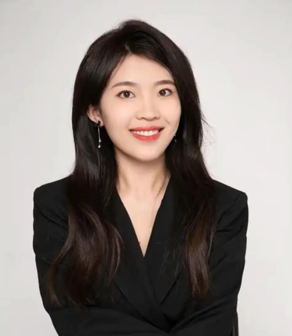 大学生边读书边创业,女大学生边读书边创业营收上千万