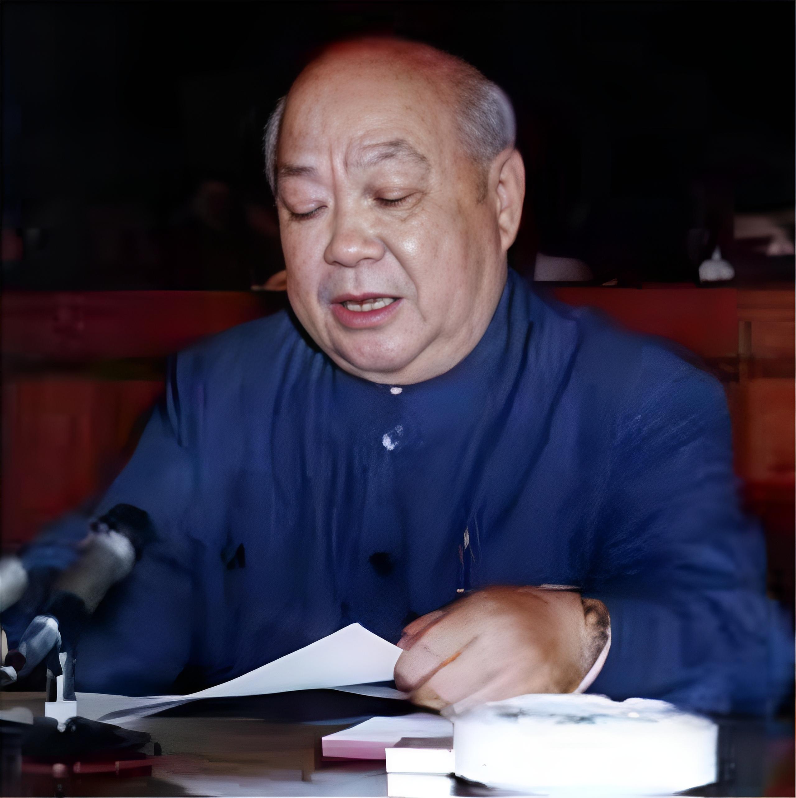 毛主席视察杭州，市委书记却“摆官架子”不迎接，江华有何来头？