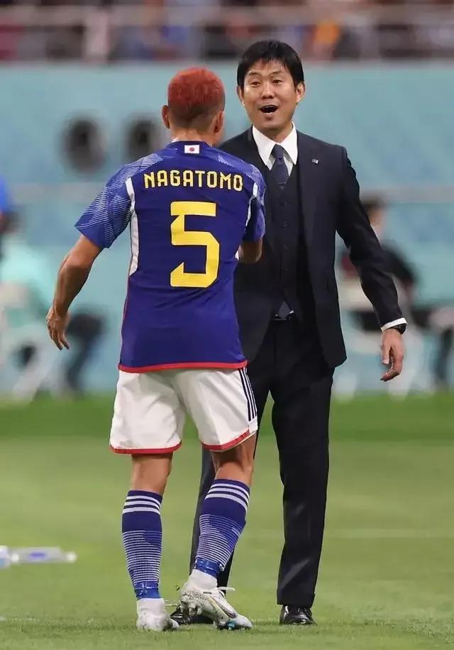 日本足球已经强到什么程度了,日本足球现在到底是什么水平