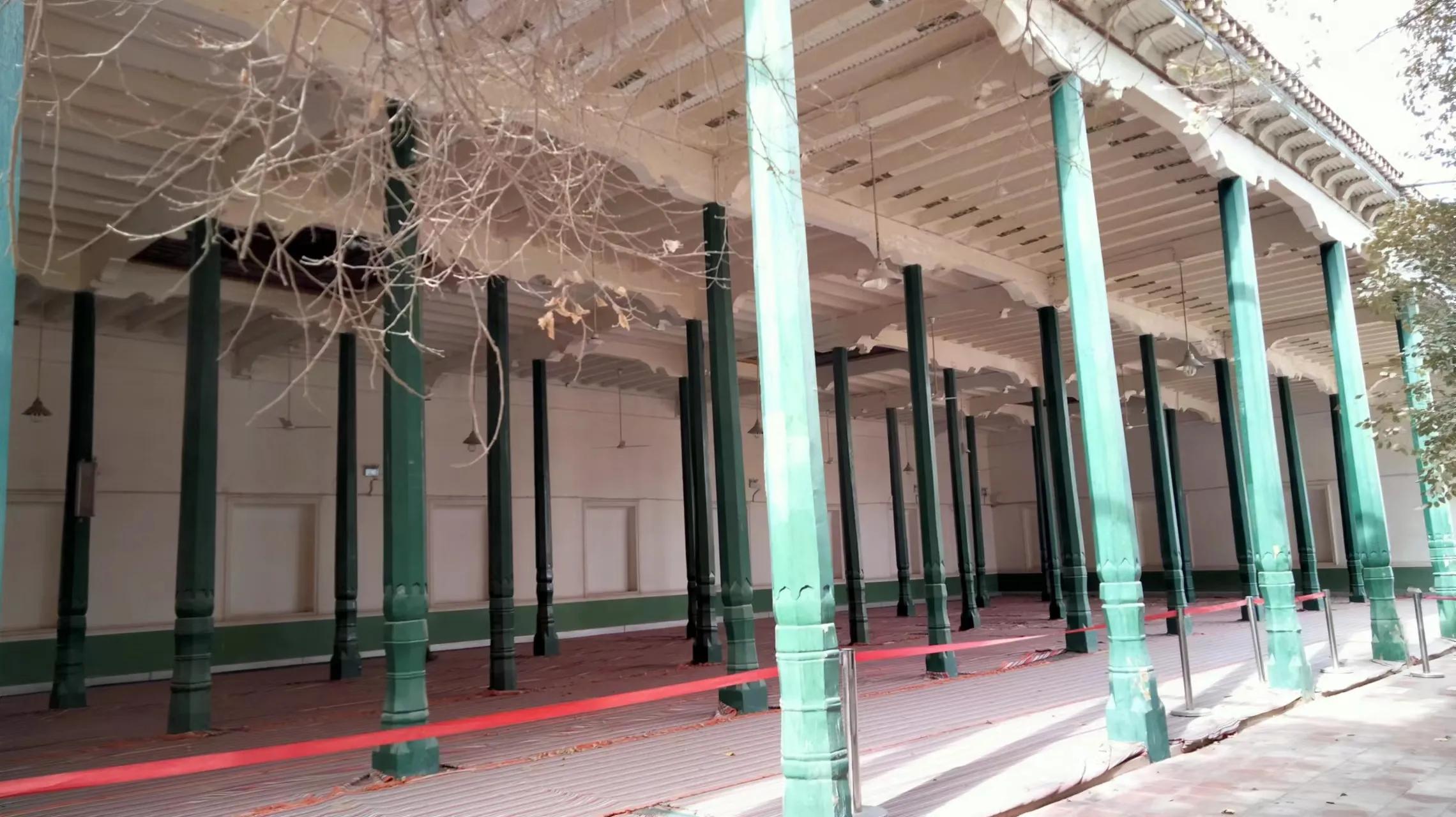 遇到在路上旅行,一个月也能赚一万块左右的小敏(124)