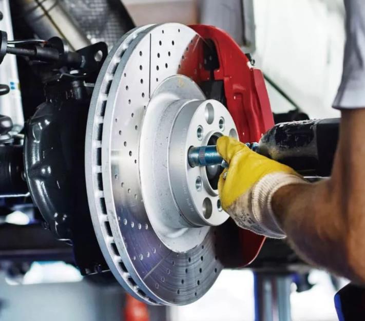 汽车不开最好不要停放多久,汽车一般可以放多久不开没事