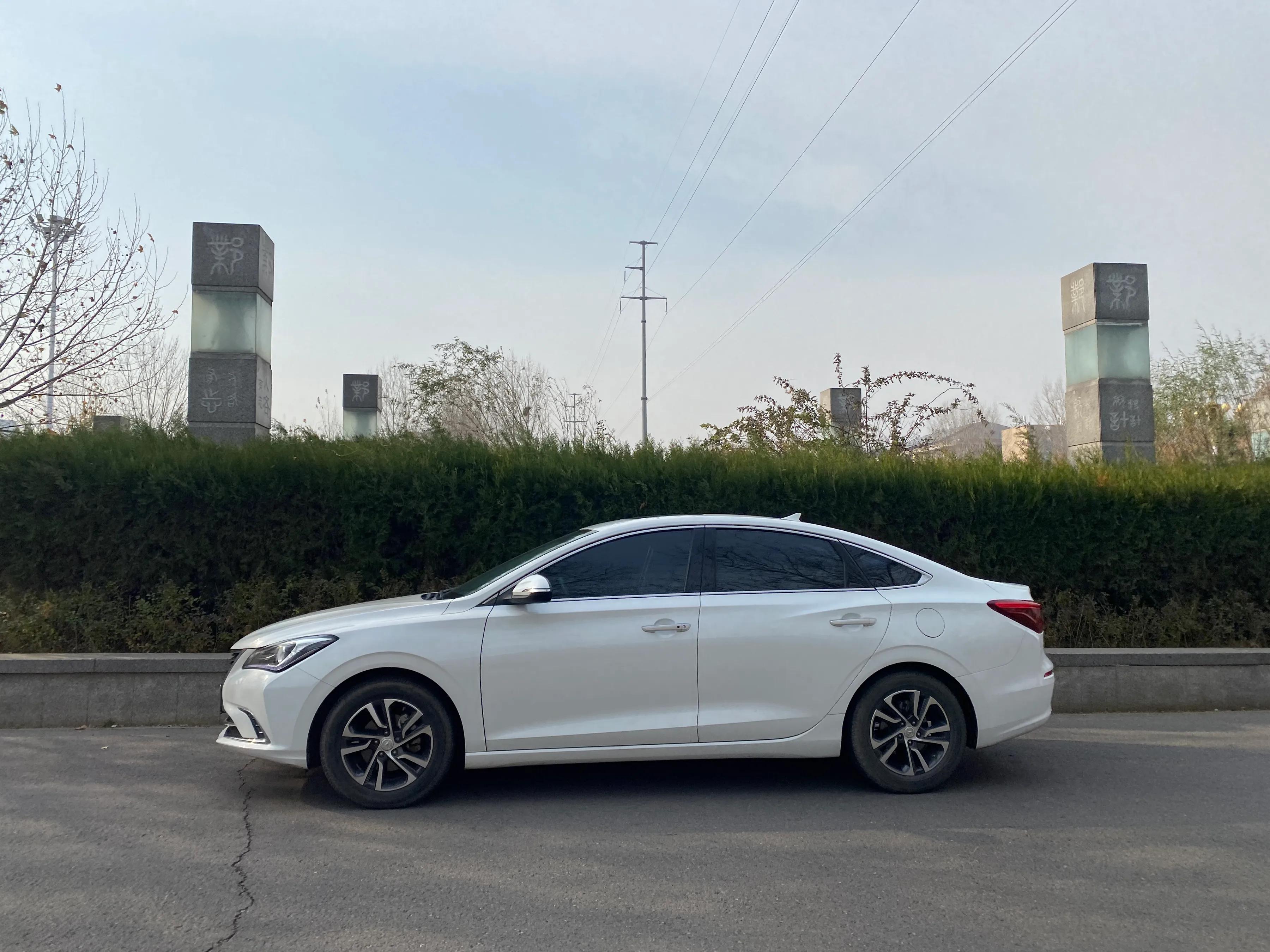 不到九万的好车,有颜又实惠的10万元选逸动