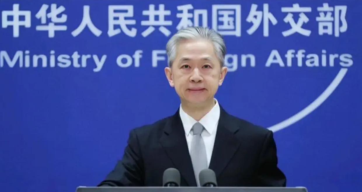 仅459平方公里的小国，“枪口”却直指中国，我国要找机会教训下