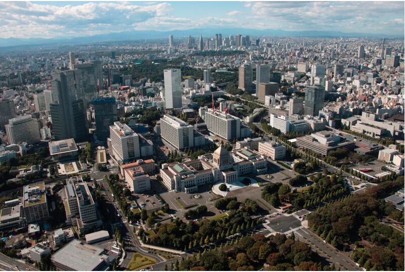 日本公务员退休,日本公务员每月能拿多少日元