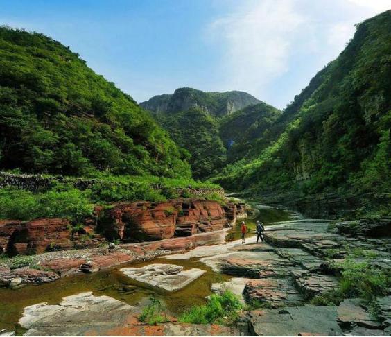 最好的风景是山里走走,最好的旅游风景在路上
