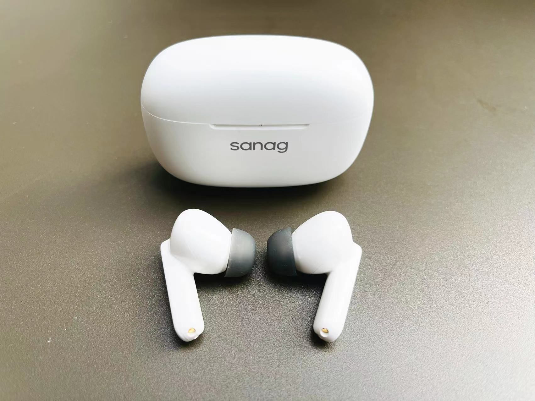 苹果耳机airpods3pro配置图,苹果耳机airpods3magsafe版本