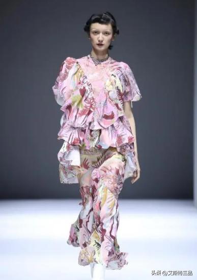 见闻|中国“服装之都”在哪里？开服装店选衣服的可以来这里！