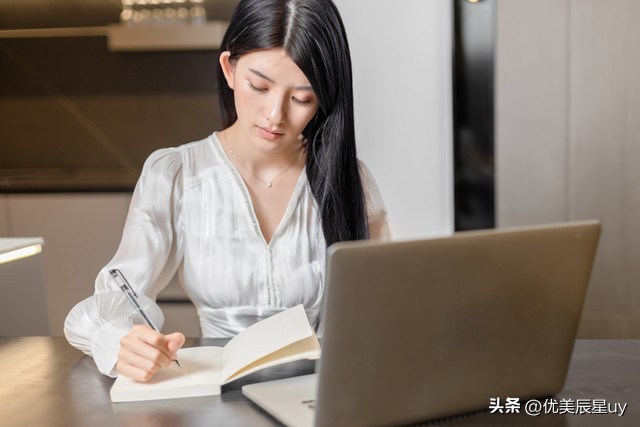 文科女生985适合报考的大学及专业,纯理科女生考985哪个专业好