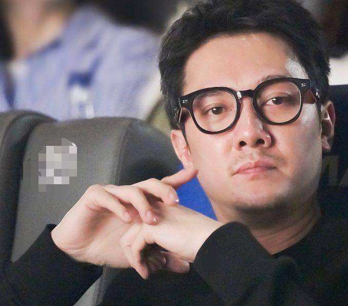 冯绍峰情史丰富,冯绍峰婚后更加成熟稳重了