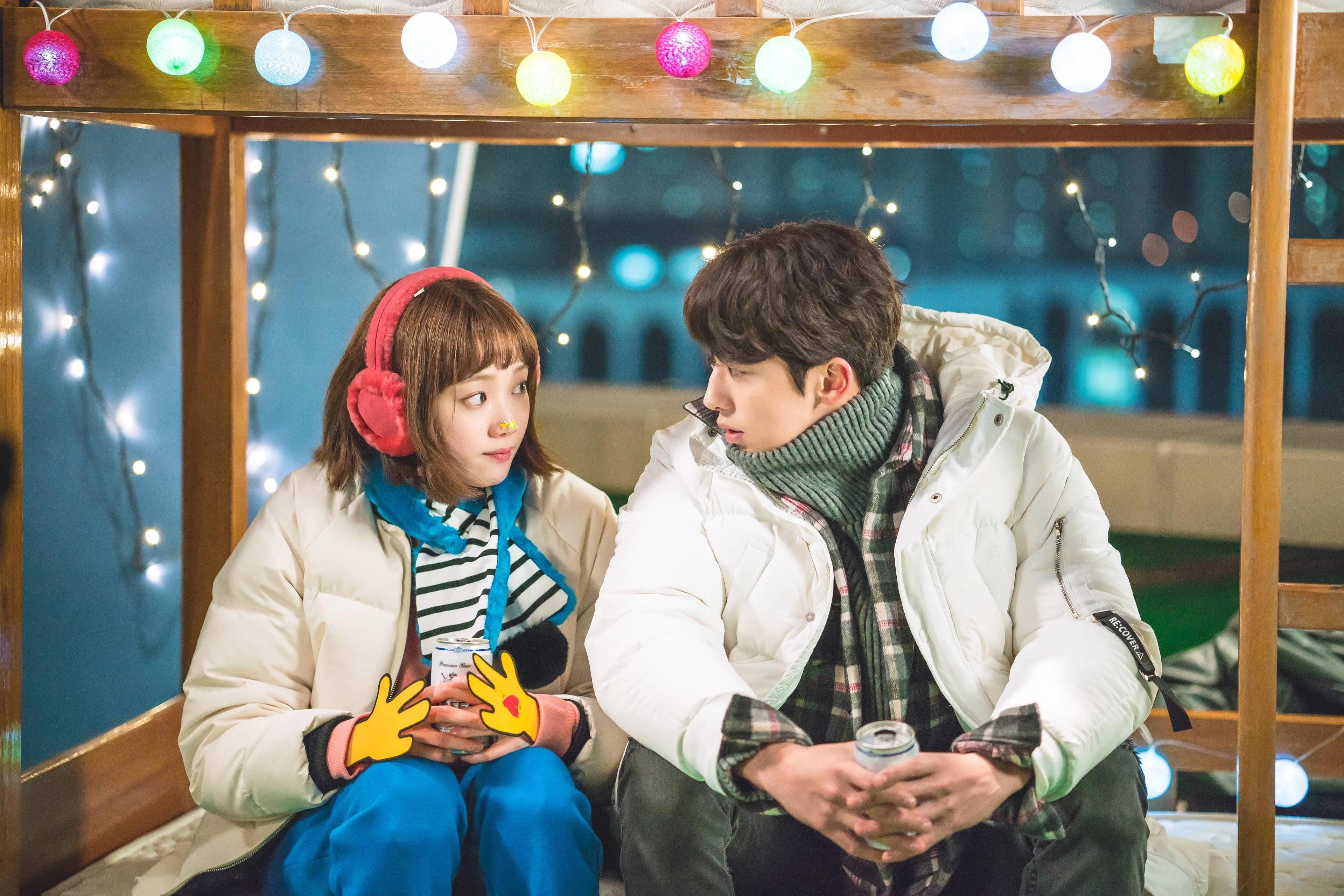 越来越不知道异地恋该怎么谈了,如果你是异地恋要记住这4点忠告