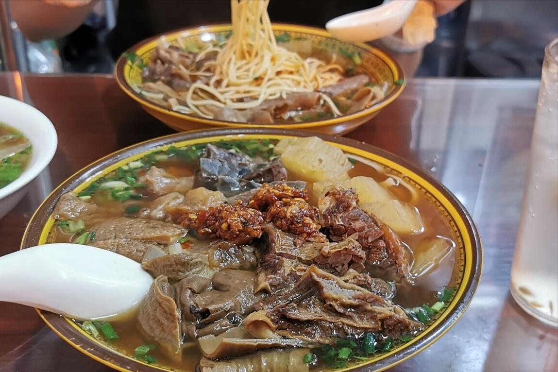 正宗的良心小吃,这些专坑外地人的小吃你吃过几种