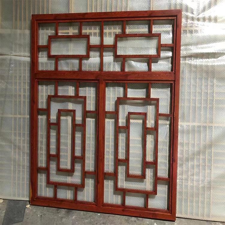 铝材窗花木纹转印操作视频,铝艺窗花生产过程