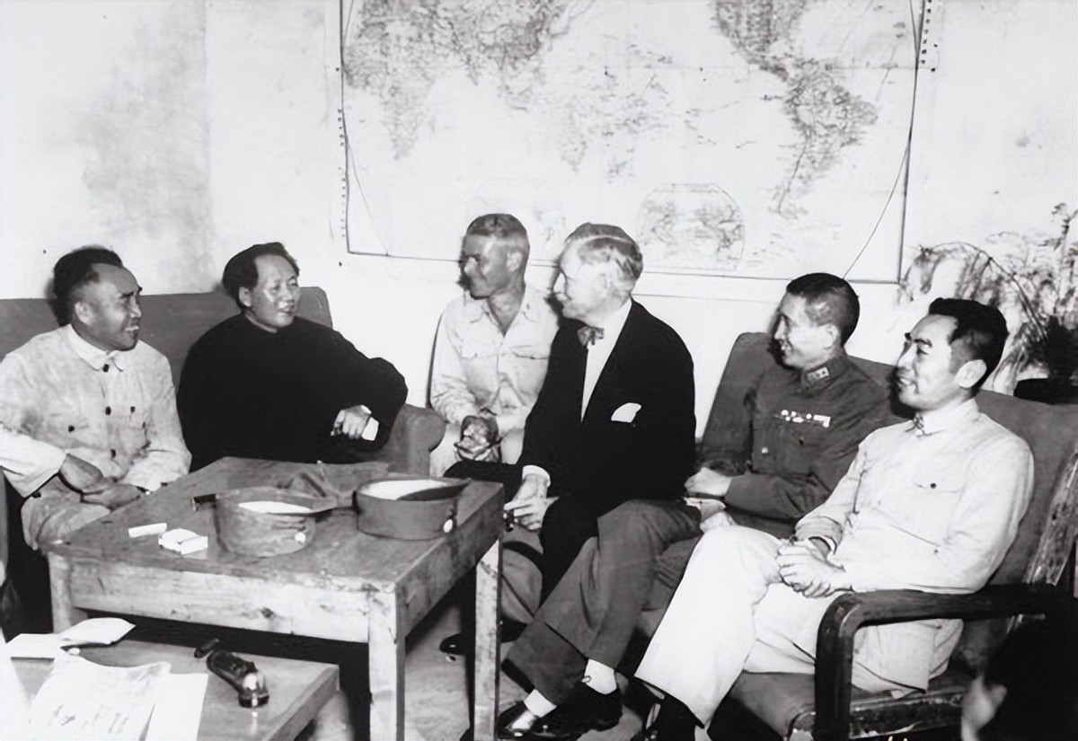 蒋介石如何评价毛*东泽**？六十年后，他的亲笔日记揭开谜底