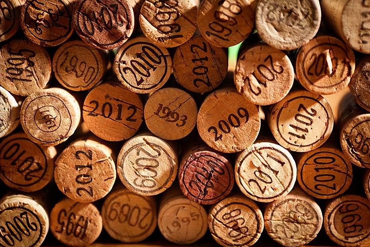 打破红酒玄学，用国人易懂的方式聊红酒篇一起源