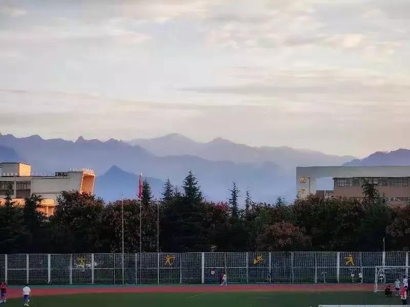 西安财经大学为啥考上就是金饭碗,西安财经大学为何排名降得厉害