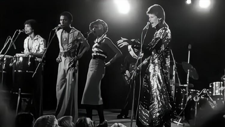 fashion大卫鲍伊,大卫鲍伊化妆