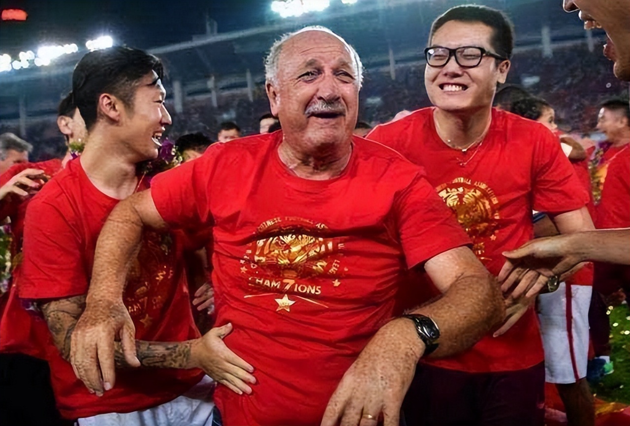 恒大前教练现状,恒大现任老教练是谁