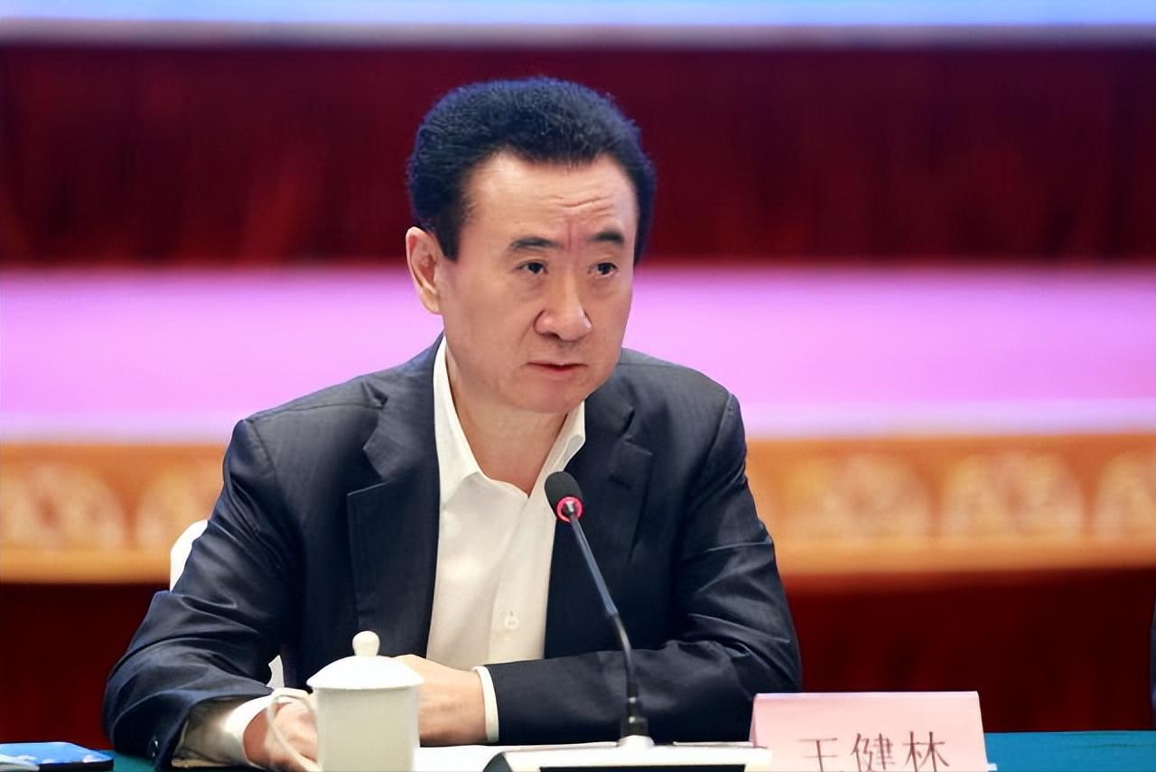 王健林怎么从负债4200亿翻身的,王健林如何从4000亿负债翻身