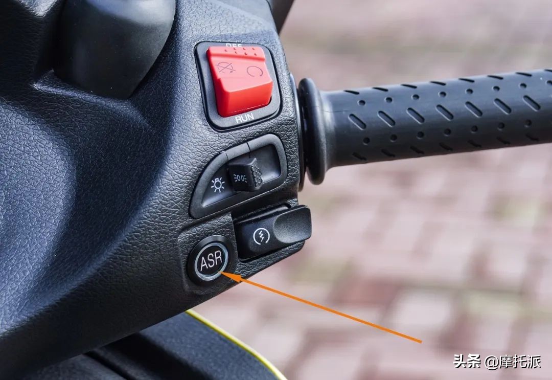 比亚乔x7最低10000元,比亚乔x72.0探索版最新价格