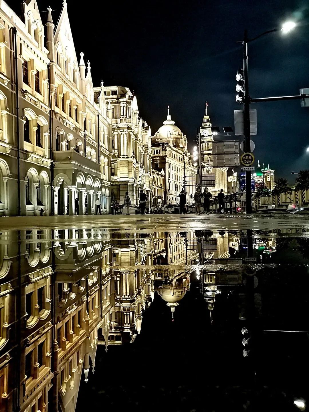 小布摄影团丨魔都夜生活的N种打开方式，快收藏起来→