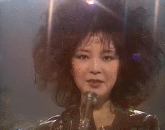 揭秘一代歌后邓丽君死亡之谜,邓丽君简介几岁死的