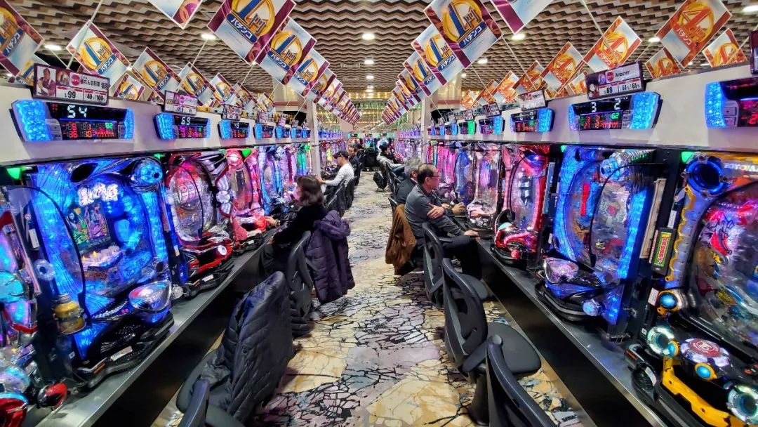 日本01年出生人口,日本01假面骑士