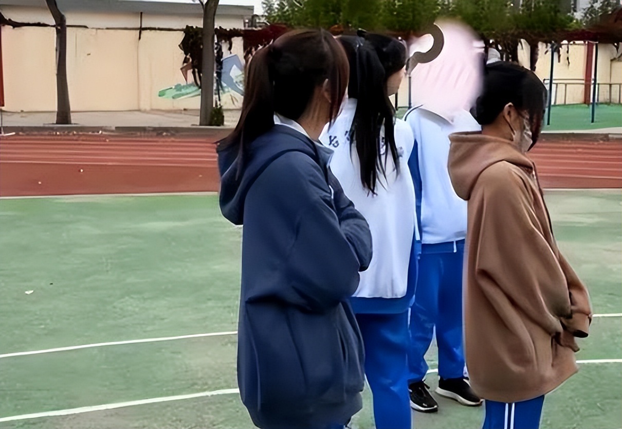 学生鲶鱼式刘海,学生头空气刘海